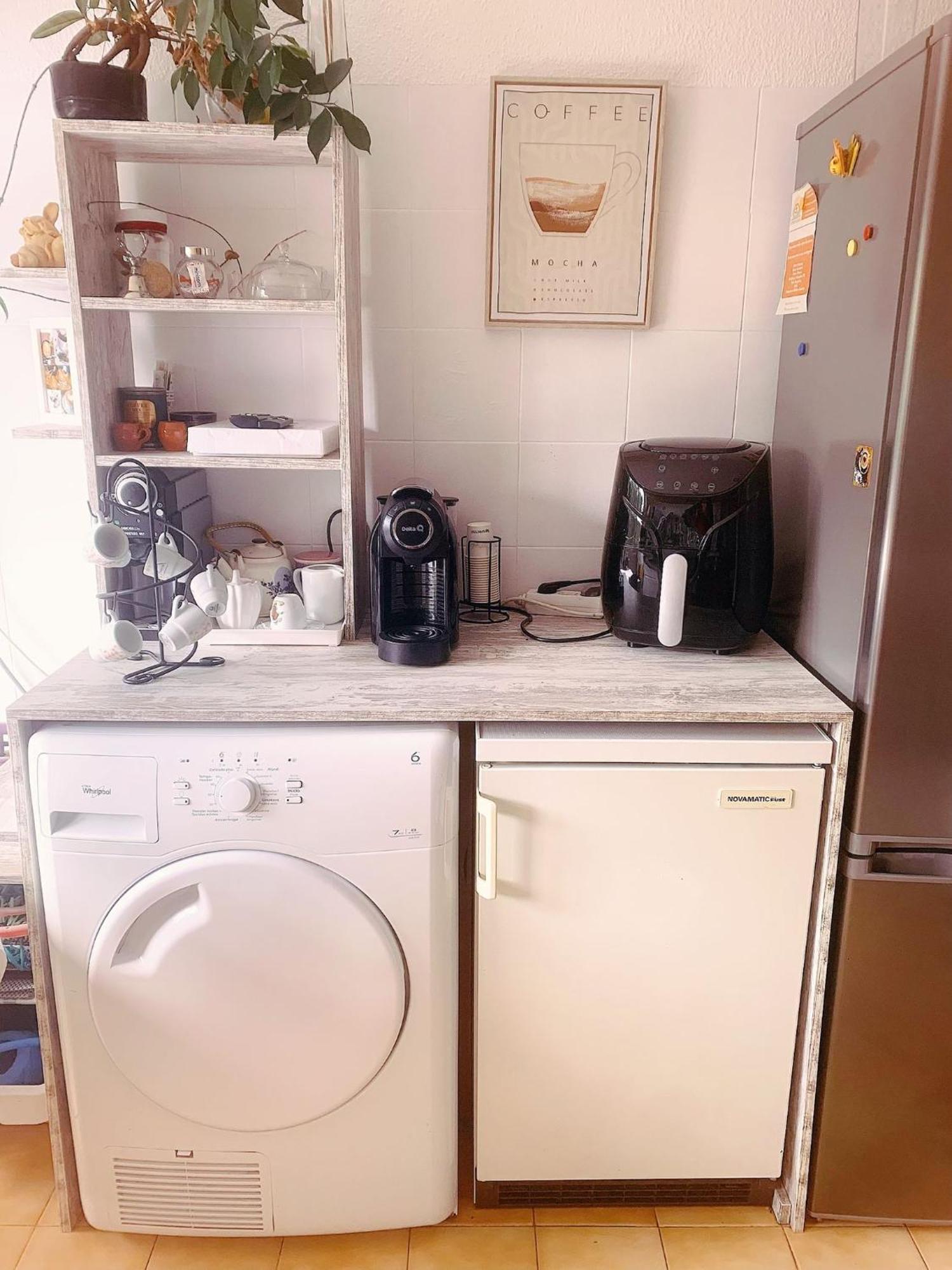 Apartment Apartamento Com Boa Luz E Localizacao Em Lisboa. *